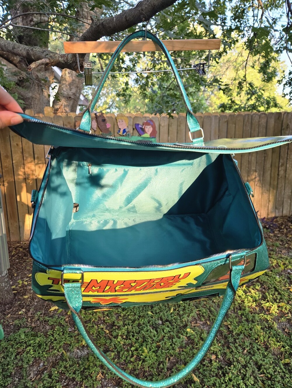 Dolls Kill Scooby-Doo Mystery Machine Weekender Duffel Bag Rare EUC Read - Picture 7 of 17